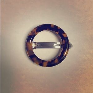 J Crew tortoise hair barrette